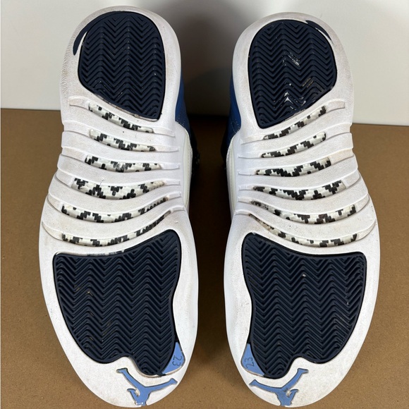 Nike Air Jordan 12 Men's Size 9 Retro Indigo 2020 Sneakers 130690-404 - Picture 7 of 8